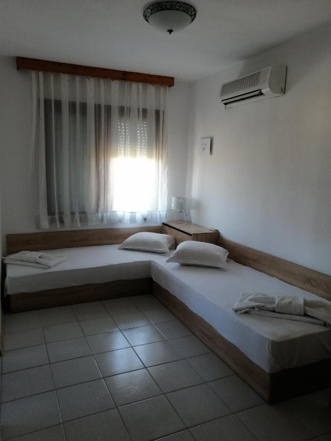Ianakiev Guest House Черноморець Екстер'єр фото