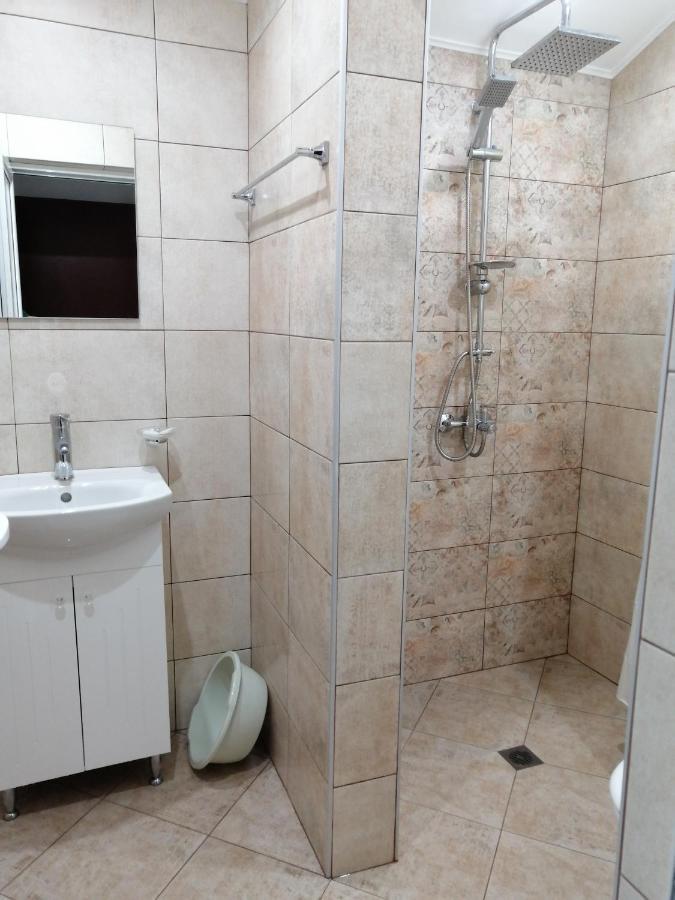 Ianakiev Guest House Черноморець Екстер'єр фото