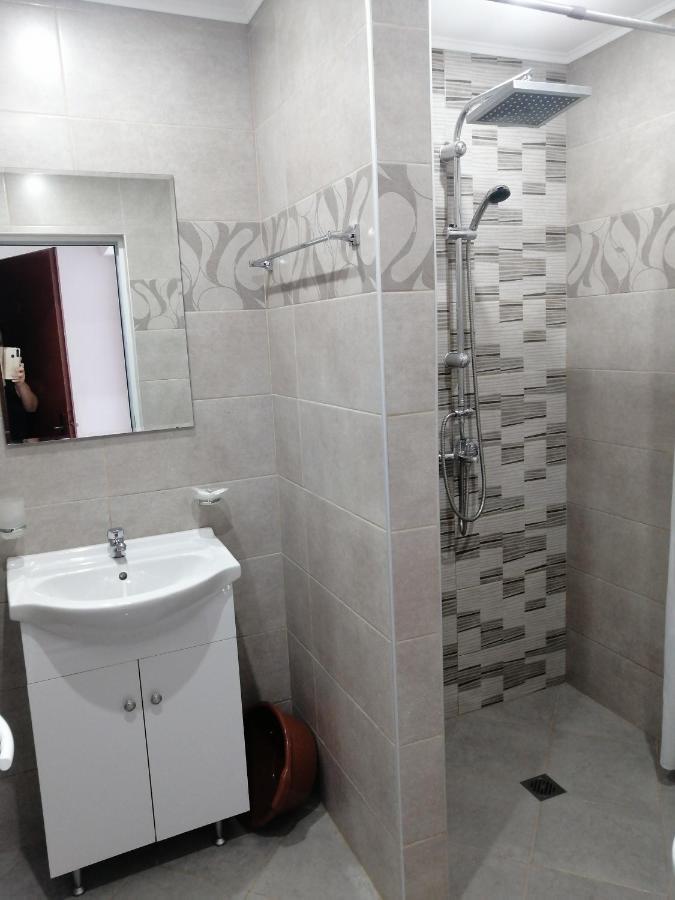 Ianakiev Guest House Черноморець Екстер'єр фото